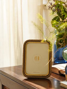 Pure Home + Living - Antique Gold Polyresin Swirl Photo Frame (4x6)
