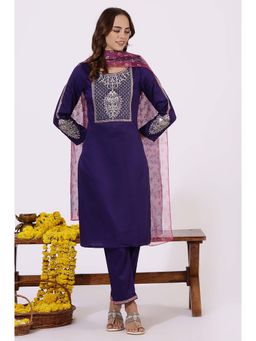 W - Blue Embroidered Kurta with Pant and Dupatta (Set of 3)