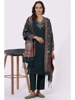 W - Green Embroidered Kurta with Pant and Dupatta (Set of 3)