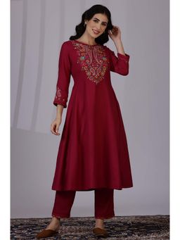 W - Maroon Paisley Kurta and Pant (Set of 2)