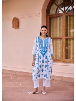 House of Chikankari - Blue Cotton Chikankari Solid Women's Long Kurta
