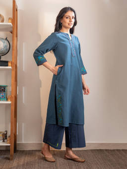 Rangsutra - Haveli Crewel Blue Kurta