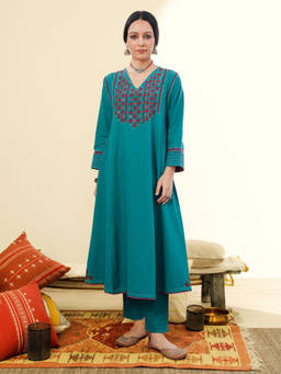 Rangsutra - Ruhani Teal Pintuck Cotton Sindhi Hand Embroidery Kurta