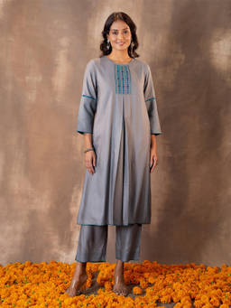 Rangsutra - Ruhani Grey A-line Cotton Silk Soof Hand Embroidery Kurta