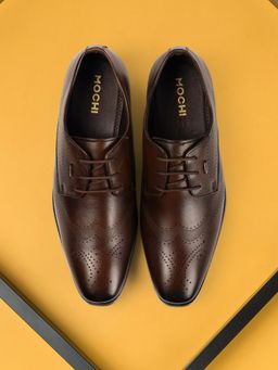 Mochi - Men Brown Lace Up Formal Brogues