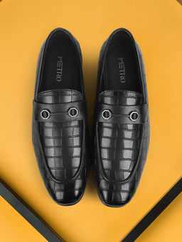 Metro - Men Black Slip On Formal Loafers