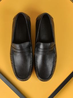 Mochi - Men Black Slip On Formal Loafers