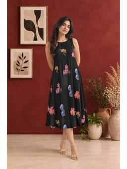Mud spire - Black Floral Midi Dress
