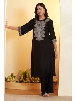 Biba - Women Black Solid/Plain Viscose Blend Kurta