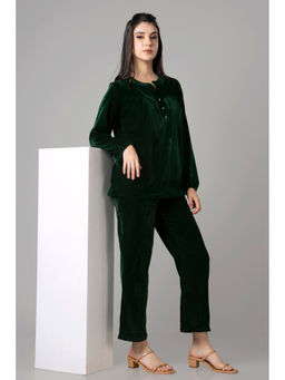 NEOFAA - Women Supersoft Green Velvet Co-Ord (Set of 2)