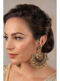 ANANA - White Vidhi Earrings