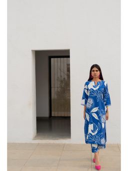 Silai Studio - Blue Anaar Kurta with Pant (Set of 2)