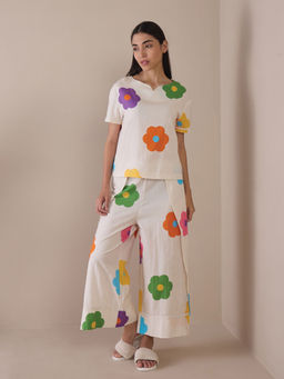 Sweet Dreams - Women Cream Printed Top with Pyjama (Set of 2)