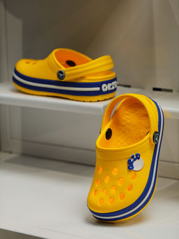 ABROS - Kids Yellow Slip-On Clogs