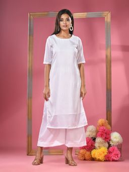 CHARUKRITI - White Rayon Solid Kurta