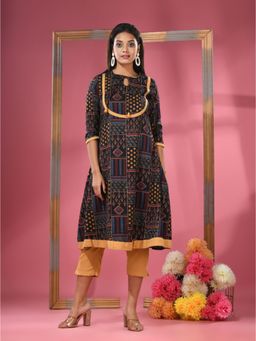 CHARUKRITI - Black Crepe Printed Kurta