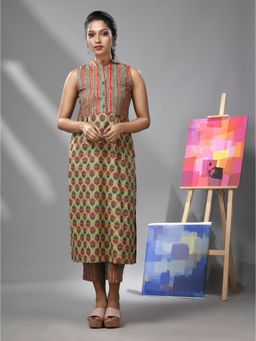 CHARUKRITI - Green Ethnic Print and Stripes Cotton Kurta