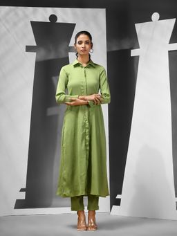 CHARUKRITI - Green Silk Blend Solid Kurta