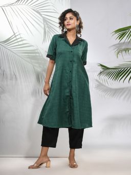 CHARUKRITI - Green Matka Solid A-line Kurta