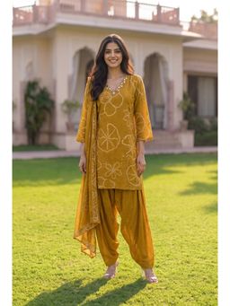 WOOMN - Women's Yellow Muslin Printed Kurta with Salwar & Dupatta