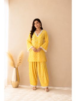DEASHA INDIA - Women's Yellow Cotton Printed Kurta and Farshi Pant