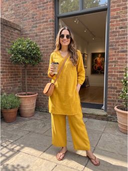 Gharana India - Women's Mustard Cotton Solid Kurta and Pant