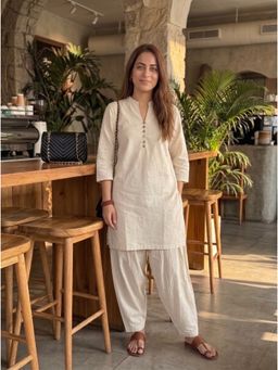 Gharana India - Women's Off White Cotton Solid Kurta and Pant