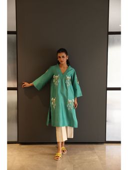 Khushboo & Pankaj - Women's Green Cotton Solid Kurta and Pant