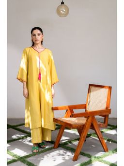 Khushboo & Pankaj - Women's Yellow Cotton Solid Kurta and Pant