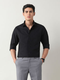 Arrow - Men Black Solid Formal Shirt