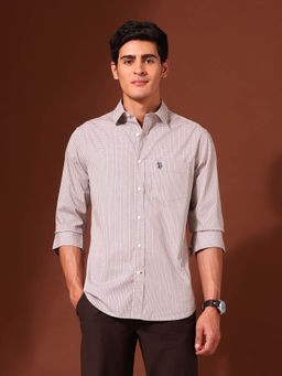 U.S. POLO ASSN. - Men Maroon Printed Casual Shirt
