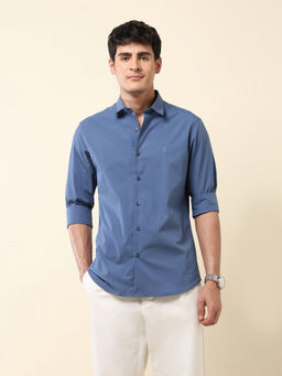 U.S. POLO ASSN. - Men Blue Solid Casual Shirt