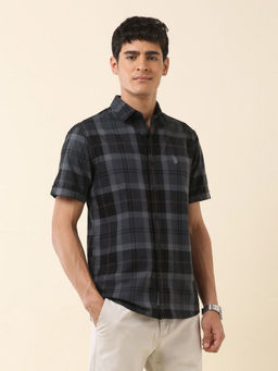 U.S. POLO ASSN. - Men Black Checks Casual Shirt