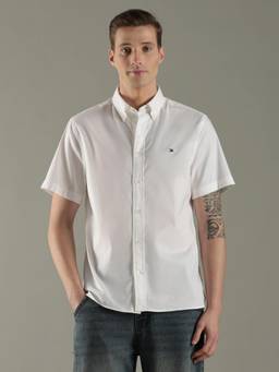 Tommy Hilfiger - Men White Solid Regular Fit Cotton Shirt