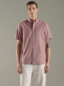 Tommy Hilfiger - Men Mauve Solid Regular Fit Cotton Shirt