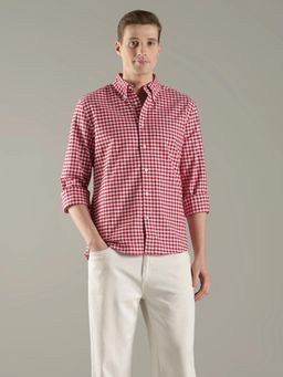 Tommy Hilfiger - Men Red Checks Regular Fit Cotton Shirt