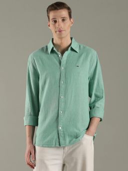 Tommy Hilfiger - Men Green Solid Regular Fit Linen Shirt