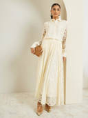 Off White color option, Sold out, Currently selected