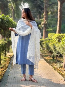 The Hemming Bird - Women Dusty Blue Pure Cotton Kurta with Pant and Dupatta
