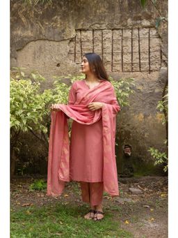 The Hemming Bird - Dusty Rose Pink Block Printed Cotton Kurta with Pant and Dupatta