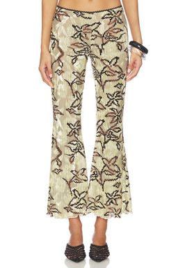 SIEDRES - Jeslynn Pant