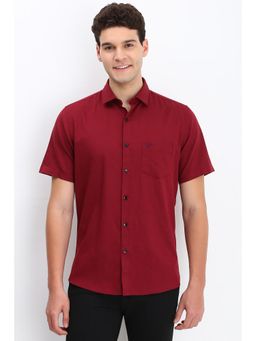 Allen Solly - Men Maroon Slim Fit Solid Half Sleeves Casual Shirts