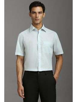 Louis Philippe - Men Green Classic Fit Textured Half Sleeves Formal Shirt