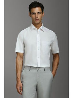Louis Philippe - Men White Classic Fit Textured Half Sleeves Formal Shirt