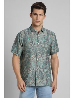 Simon Carter - Green Shirt