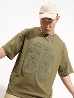 HIGHLANDER - Olive Embroidered Patch Oversized Tshirt