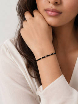RishiRich Jewels - Women 925 Sterling Silver Round Motif Black Thread Bracelet (6.1)