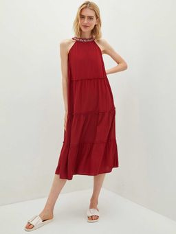 LC WAIKIKI - Embroidered Halter Neck Crinkle Fabric Red Dress