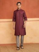 Maroon color option, Currently selected