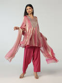 Pink color option, Currently selected